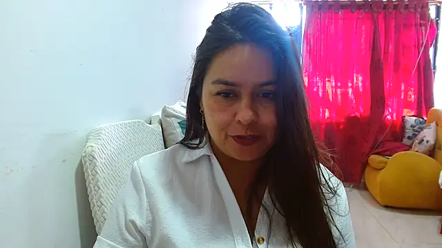 Ixchel Anaid online show from 20, 7, 2026