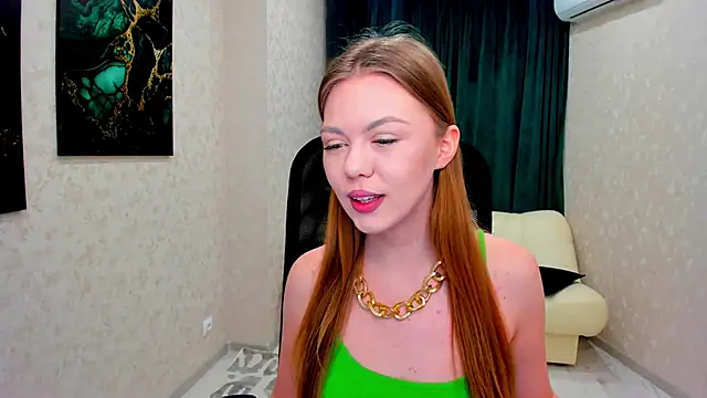 Strawberrye online show from 12, 3, 2025