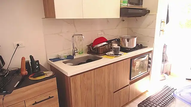 Tits  sweet online show from 16, 1, 2025