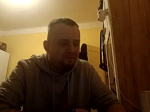 Snapshot of MrWhitePL chatting on 1, 2, 2025 MrWhitePL online show from 1, 2, 2025