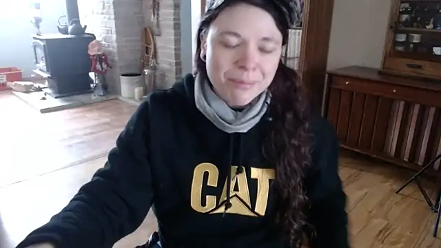 Snapshot of MarcyJones chatting on 4, 2, 2025 MarcyJones online show from 4, 2, 2025