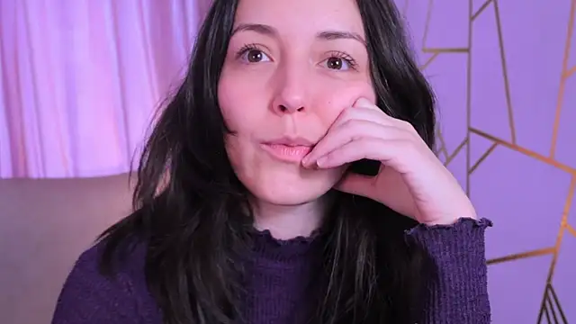 molly marmalade  online show from 10, 11, 2025