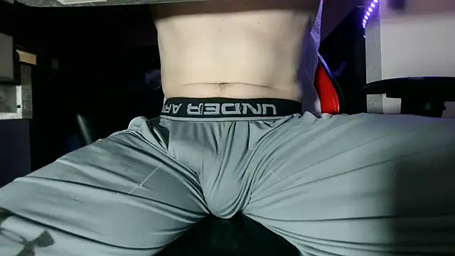 Dick and muscles online show from 4, 8, 2026