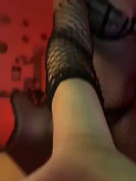 Snapshot of ValeryPbb chatting on 4, 12, 2025 ValeryPbb online show from 4, 12, 2025