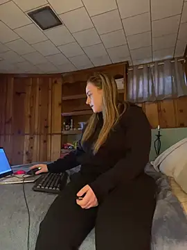 jaseyrae online show from 9, 12, 2024