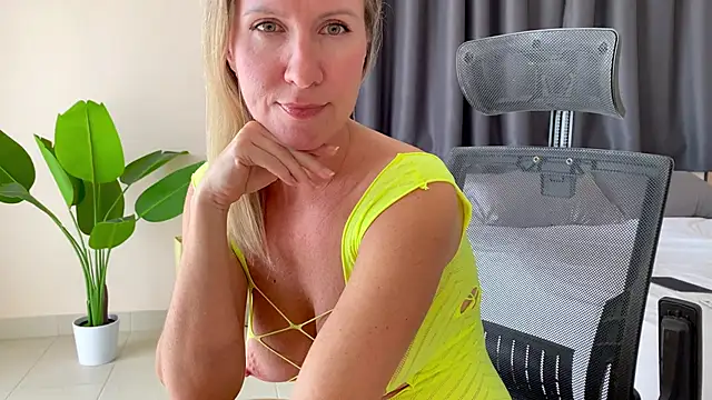 KatnessHot online show from 29, 11, 2025