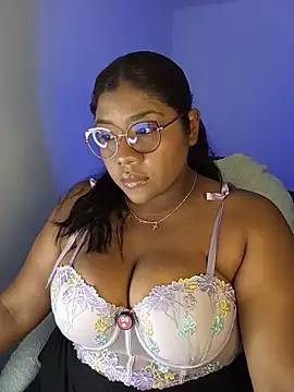Snapshot of paola091 chatting on 3, 6, 2026 paola091 online show from 3, 6, 2026