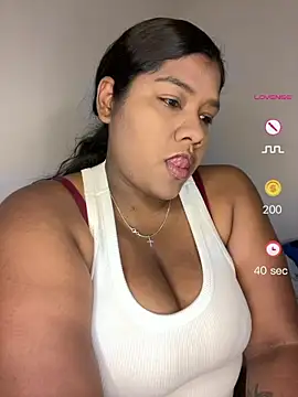 Snapshot of paola091 chatting on 29, 7, 2026 paola091 online show from 29, 7, 2026