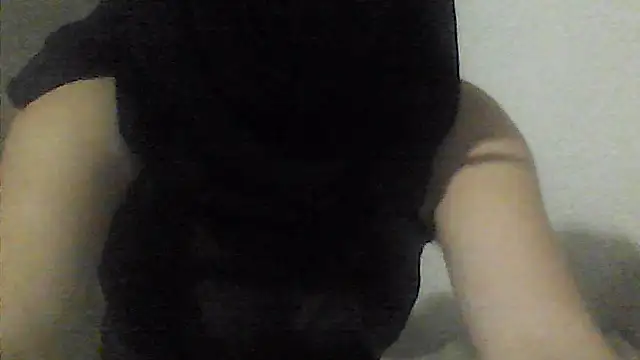 Snapshot of JunoVestanus chatting on 1, 10, 2025 JunoVestanus online show from 1, 10, 2025