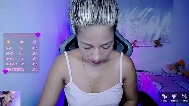 ninatiny online show from 23, 11, 2025