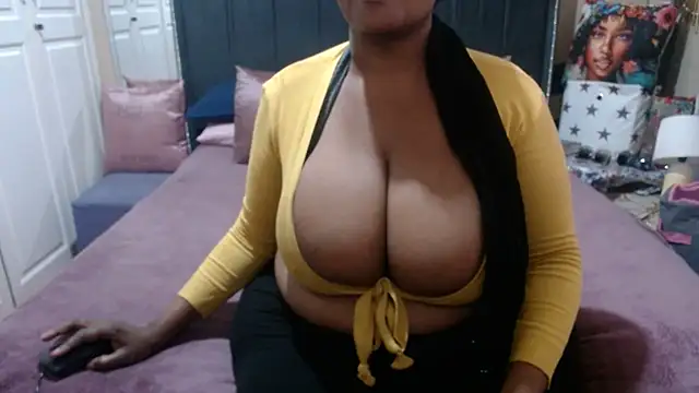 Snapshot of BUSTYDEE chatting on 21, 10, 2025 BUSTYDEE online show from 21, 10, 2025