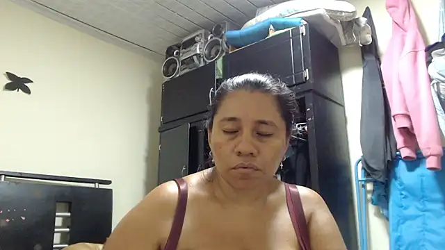 adrixxx38 online show from 5, 5, 2026