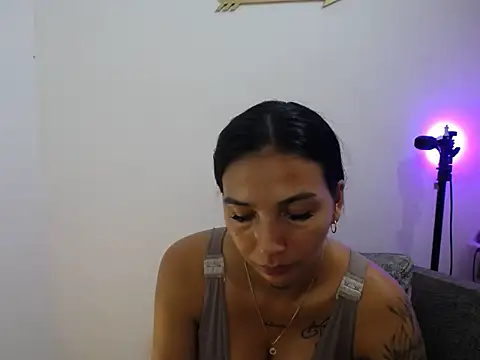 Snapshot of Allyson_Smith chatting on 31, 1, 2025 Allyson Smith online show from 31, 1, 2025