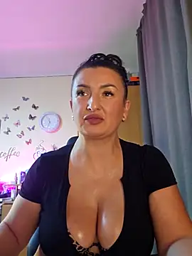 Hotangel75 online show from 8, 10, 2025