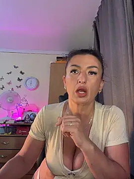 Hotangel75 online show from 28, 6, 2026