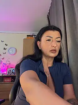 Hotangel75 online show from 2, 7, 2026