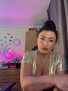 Hotangel75 online show from 9, 7, 2026
