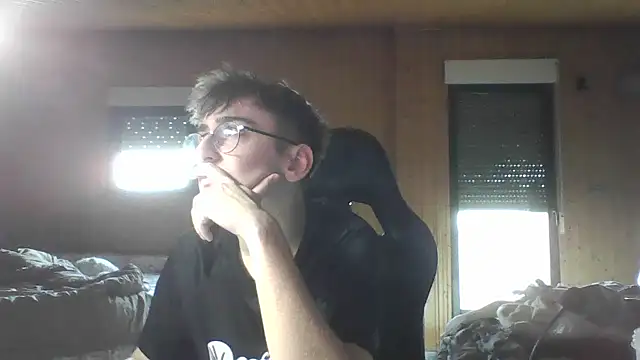 Troycm online show from 5, 12, 2025