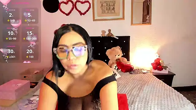 Snapshot of Silver_Lovee chatting on 5, 10, 2025 Silver Lovee online show from 5, 10, 2025