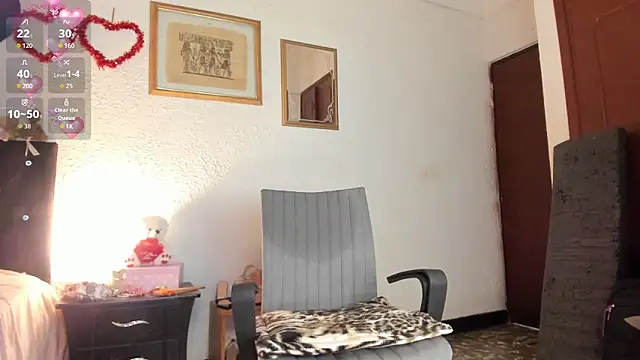 Silver Lovee online show from 14, 5, 2026
