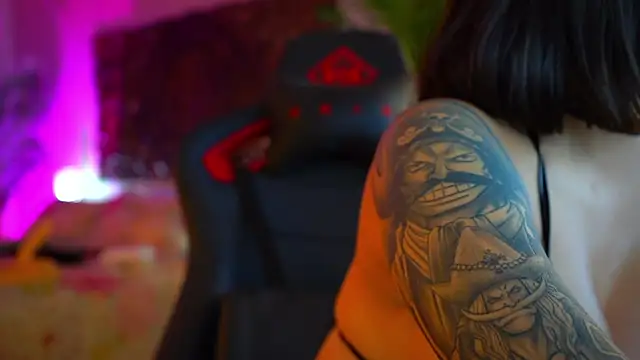 Snapshot of ambarEvans chatting on 31, 12, 2024 ambarEvans online show from 31, 12, 2024