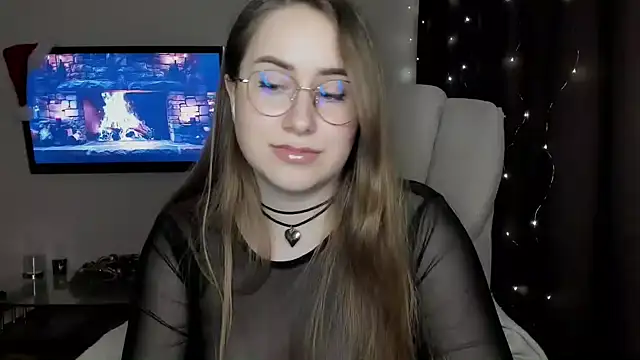 SeasonalSomeone online show from 10, 1, 2025