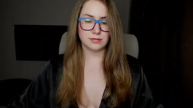 SeasonalSomeone online show from 28, 10, 2025