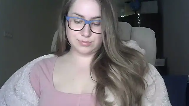SeasonalSomeone online show from 4, 5, 2026