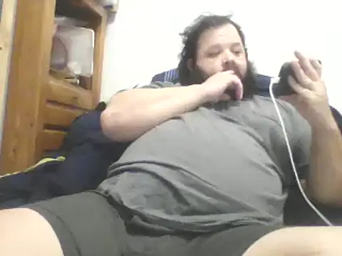 Snapshot of Strongbutgentle36 chatting on 1, 1, 2025 Strongbutgentle36 online show from 1, 1, 2025