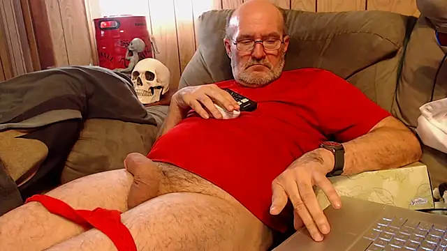 Snapshot of snickers1 chatting on 13, 11, 2025 snickers1 online show from 13, 11, 2025