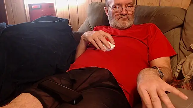 Snapshot of snickers1 chatting on 17, 3, 2026 snickers1 online show from 17, 3, 2026