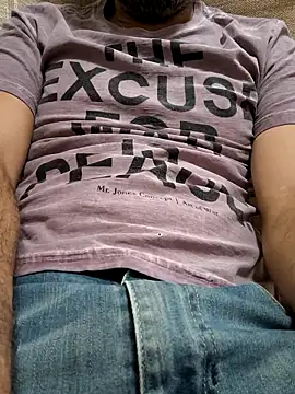 Snapshot of Leo_Big chatting on 13, 2, 2025 Leo Big online show from 13, 2, 2025