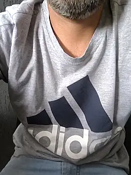 Snapshot of Leo_Big chatting on 7, 10, 2025 Leo Big online show from 7, 10, 2025