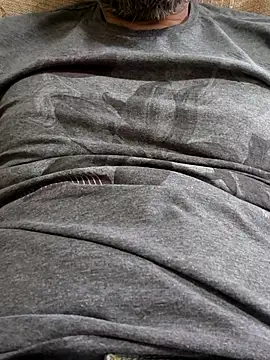 Snapshot of Leo_Big chatting on 23, 10, 2025 Leo Big online show from 23, 10, 2025