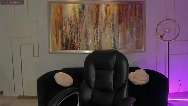 Snapshot of MorganHicks chatting on 7, 7, 2026 MorganHicks online show from 7, 7, 2026