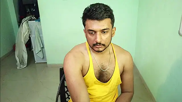 Snapshot of daringcutie chatting on 5, 12, 2025 daringcutie online show from 5, 12, 2025