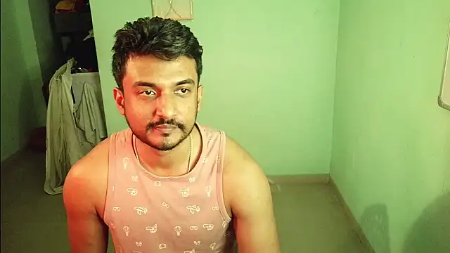 Snapshot of daringcutie chatting on 14, 12, 2025 daringcutie online show from 14, 12, 2025