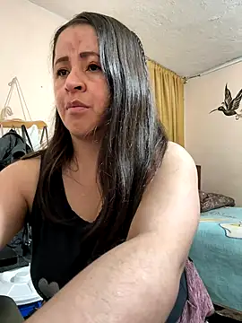 latinfemale online show from 23, 11, 2025