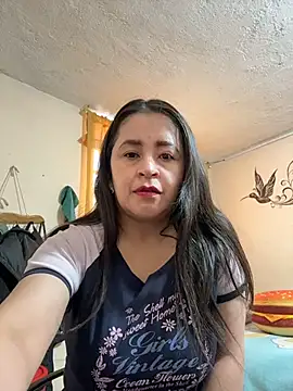 latinfemale online show from 16, 7, 2026