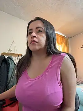 latinfemale online show from 3, 8, 2026