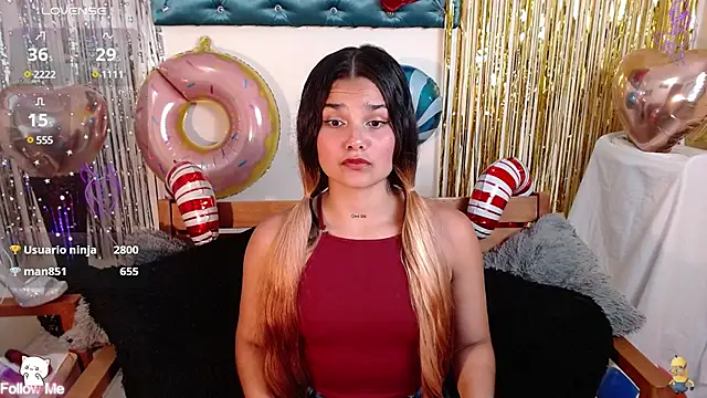 Snapshot of DestinyHills chatting on 24, 2, 2025 DestinyHills online show from 24, 2, 2025