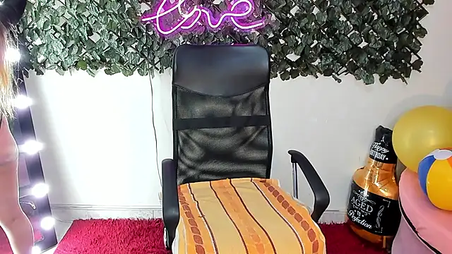 DestinyHills online show from 23, 6, 2026
