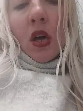 Snapshot of Mllesha74000 chatting on 13, 2, 2025 Mllesha74000 online show from 13, 2, 2025