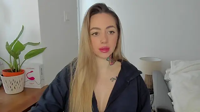 sexyCoralie online show from 19, 1, 2025