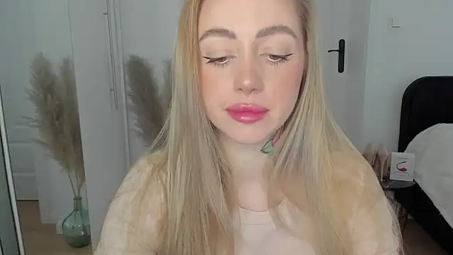 sexyCoralie online show from 13, 2, 2025