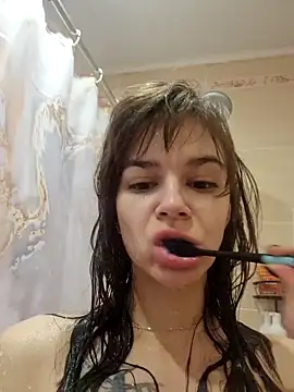 Snapshot of alyssa_sweet chatting on 12, 11, 2025 alyssa sweet online show from 12, 11, 2025