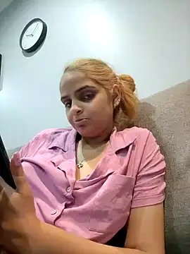 Snapshot of DirtySnowball69 chatting on 21, 9, 2025 DirtySnowball69 online show from 21, 9, 2025