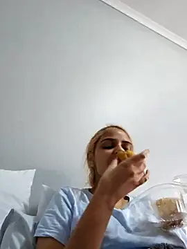 Snapshot of DirtySnowball69 chatting on 3, 10, 2025 DirtySnowball69 online show from 3, 10, 2025