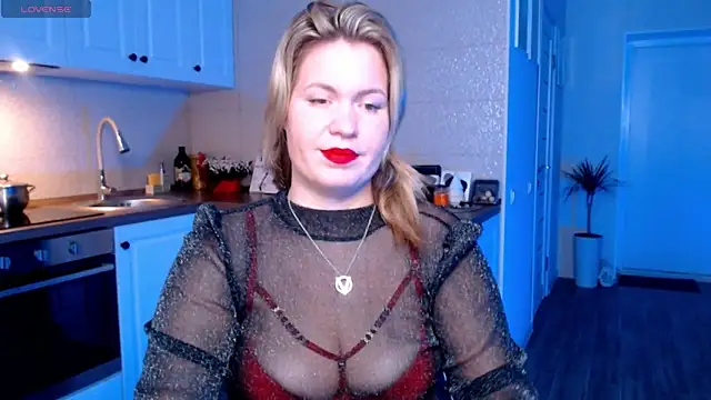 HotTiffani online show from 30, 1, 2025