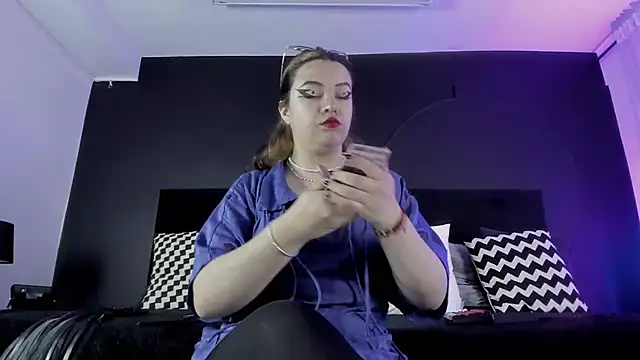  Jade 16 online show from 14, 7, 2026